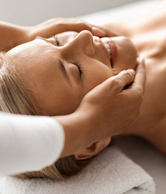 SERVICIOS ESTÉTICOS QUE OFRECEMOS EN NUESTRA OFICINA DE MIAMI