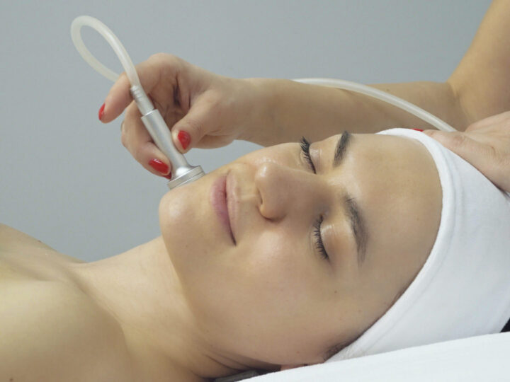 Oxygen Infusion Facial Therapy Benefits for Radiant Skin